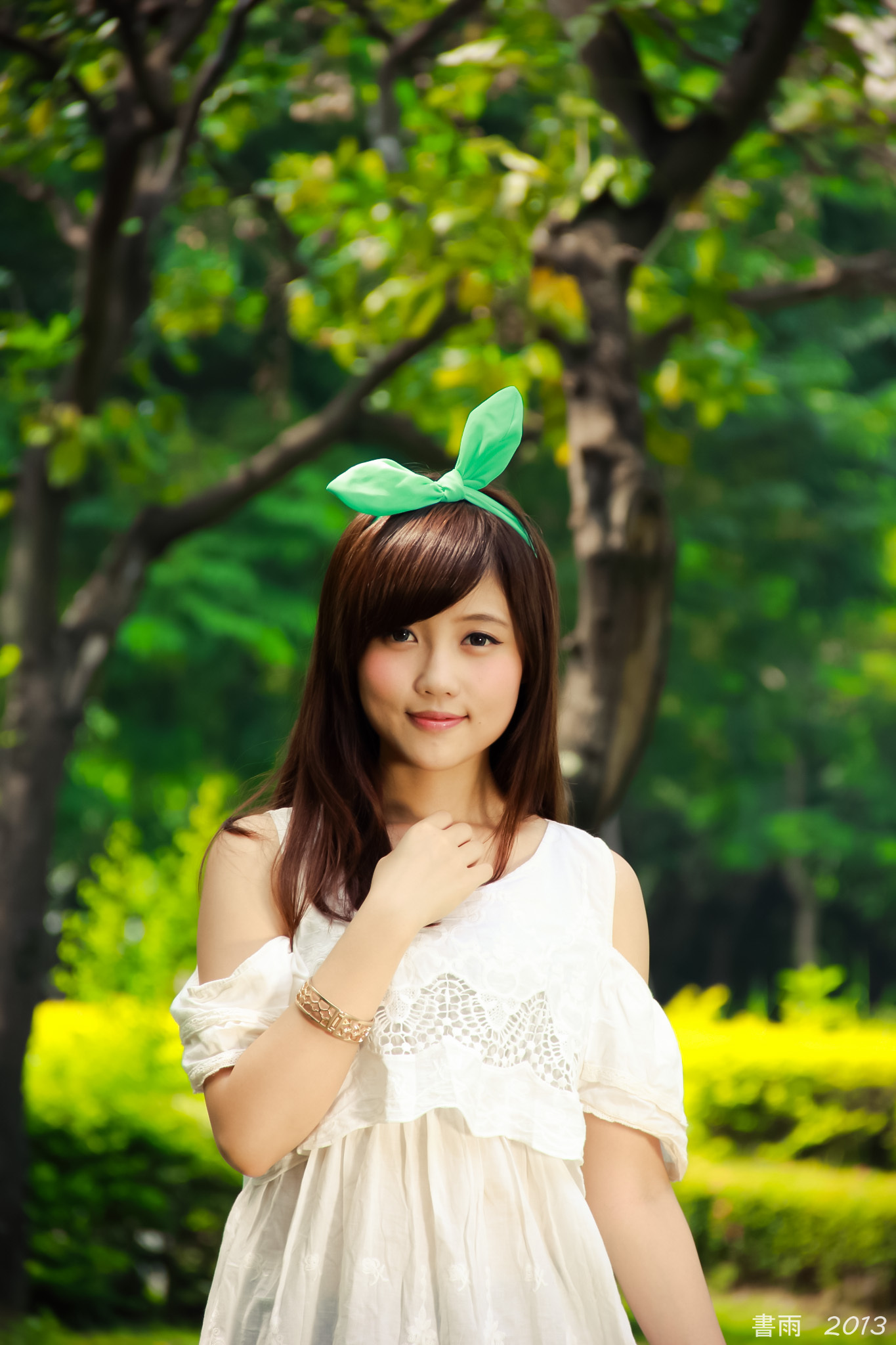 [Beautyleg番外篇]2013-09-14 敏敏国美馆外拍 1